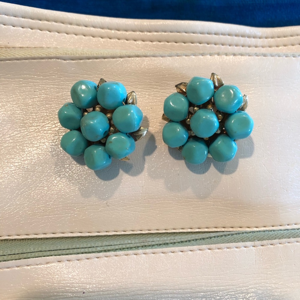 Vintage Turquoise Clip On Earrings